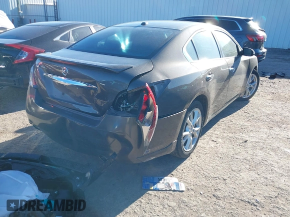 2013 Nissan Maxima S z VIN 1N4AA5AP7DC813288, wystawiony jako IAAI lot #41729598 z przebiegiem 133 573 mil mil oraz . Historia ofert i sprzedaży dostępna na DreamBid. Obrazek 4.