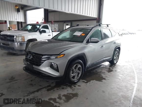 2024 Hyundai Tucson SEL with VIN 5NMJB3DE5RH372985, listed as a IAAI auction lot 41286639 with 10,920 mi miles and . Bid and sale history available at DreamBid. Image 17.