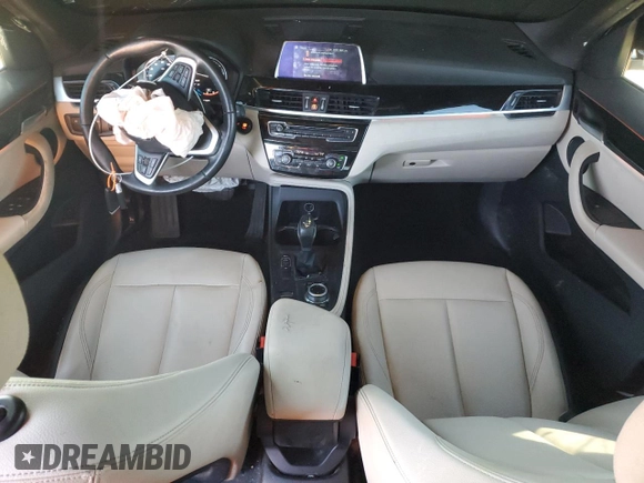 2019 BMW X1 sDrive28i with VIN WBXHU7C53K3H45694, listed as a Copart auction lot 85804084 with 151,645 mi miles and Salvage Title. Bid and sale history available at DreamBid. Image 8.