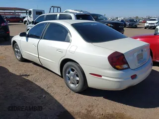2001 Oldsmobile Aurora z VIN 1G3GR64H414288395, wystawiony jako IAAI lot #42260825 z przebiegiem 246 744 mil mil oraz . Historia ofert i sprzedaży dostępna na DreamBid. Obrazek 3.