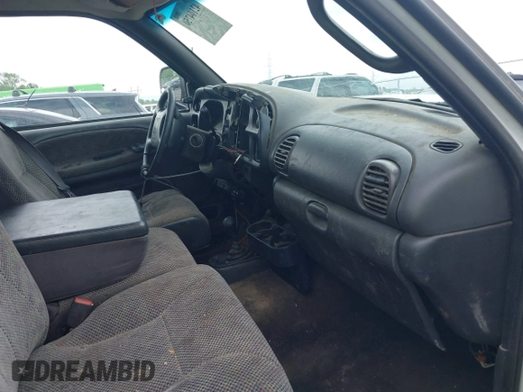 2001 Dodge 1500 with VIN 1B7HF13Z71J204940, listed as a IAAI auction lot 42104750 with 193,941 mi miles and . Bid and sale history available at DreamBid. Image 5.