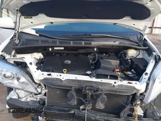 2018 Toyota Sienna XLE Auto Access Seat with VIN 5TDYZ3DC0JS902001, listed as a IAAI auction lot 41197210 with 99,018 mi miles. Bid and sale history available at carsss.com. Image 10.