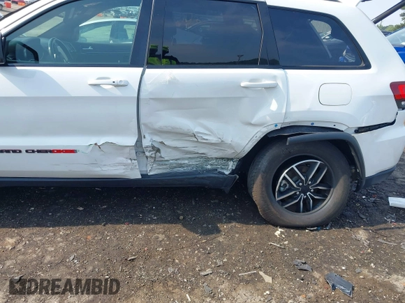 2021 Jeep Grand Cherokee Trailhawk with VIN 1C4RJFLG5MC564912, listed as a IAAI auction lot 42589787 with 25,604 mi miles and . Bid and sale history available at DreamBid. Image 6.