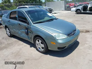 2006 Ford Focus S z VIN 1FAHP34N36W183315, wystawiony jako IAAI lot #42290328 z przebiegiem 91 459 mil mil oraz . Historia ofert i sprzedaży dostępna na DreamBid. Obrazek 1.