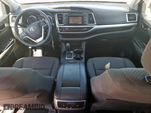 2018 Toyota Highlander LE with VIN 5TDZARFH1JS040530, listed as a Copart auction lot 57434705 with 112,912 mi miles and Salvage title. Bid and sale history available at DreamBid. Image 8.