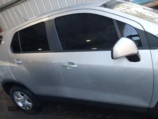 2020 Chevrolet Trax LS with VIN 3GNCJNSBXLL218869, listed as a IAAI auction lot 41654418 with 76,769 mi miles. Bid and sale history available at carsss.com. Image 13.