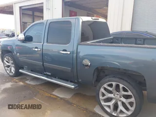 2008 Chevrolet Silverado 1500 Work Truck with VIN 2GCEC13C081187328, listed as a IAAI auction lot 42101495 with Not Provided miles and . Bid and sale history available at DreamBid. Image 14.