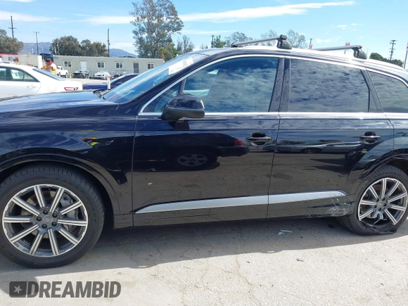 2017 Audi Q7 Prestige z VIN WA1VAAF70HD050053, wystawiony jako IAAI lot #41614112 z przebiegiem 73 892 mil mil oraz . Historia ofert i sprzedaży dostępna na DreamBid. Obrazek 14.