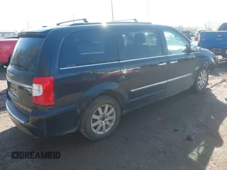 2012 Chrysler Town & Country Touring L with VIN 2C4RC1CG4CR163287, listed as a IAAI auction lot 41924835 with 211,461 mi miles and . Bid and sale history available at carsss.com. Image 4.