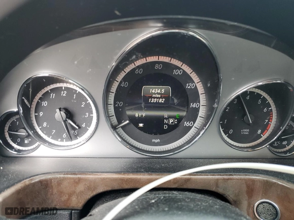 2013 Mercedes-Benz E-Class E 350 Luxury with VIN WDDHF8JB2DA754328, listed as a Copart auction lot 44014255 with 135,182 mi miles and Salvage Title. Bid and sale history available at carsss.com. Image 9.