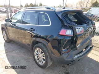 2019 Jeep Cherokee Latitude with VIN 1C4PJLCB9KD358980, listed as a IAAI auction lot 41749549 with 92,712 mi miles. Bid and sale history available at carsss.com. Image 3.