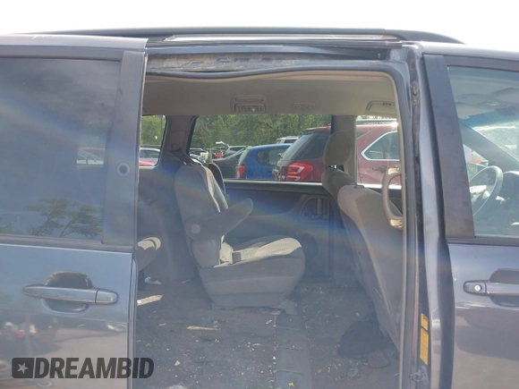 2006 Toyota Sienna CE with VIN 5TDZA23C66S505374, listed as a IAAI auction lot 42068566 with 222,004 mi miles. Bid and sale history available at carsss.com. Image 8.