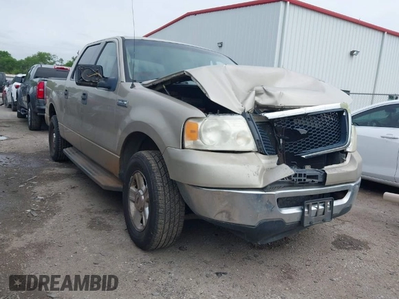 2008 Ford F-150 XLT with VIN 1FTPW12538FB16829, listed as a IAAI auction lot 41909565 with 291,775 mi miles. Bid and sale history available at carsss.com. Image 1.