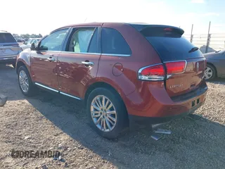 2014 Lincoln MKX with VIN 2LMDJ8JK2EBL00416, listed as a IAAI auction lot 40693429 with 118,427 mi miles. Bid and sale history available at carsss.com. Image 3.