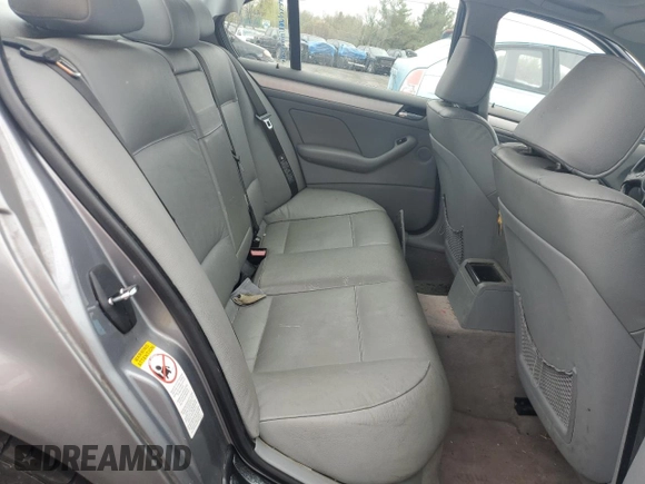 2005 BMW 3 Series 330xi with VIN WBAEW534X5PG11958, listed as a Copart auction lot 52908645 with 313,387 mi miles and Salvage Title. Bid and sale history available at DreamBid. Image 10.