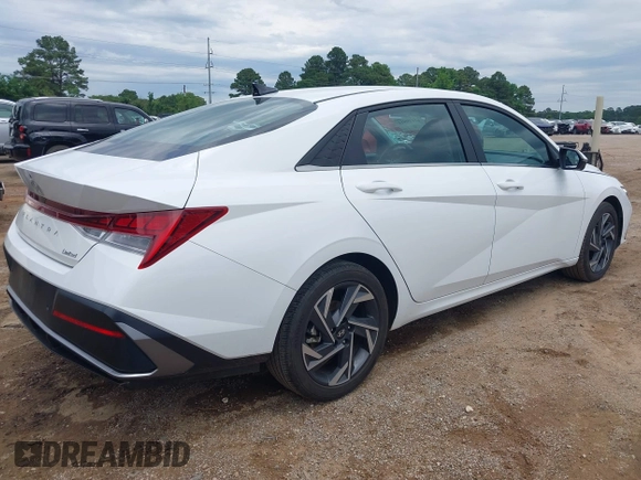 2024 Hyundai Elantra Limited with VIN KMHLP4DG5RU827792, listed as a IAAI auction lot 42179911 with 18,632 mi miles and . Bid and sale history available at DreamBid. Image 4.