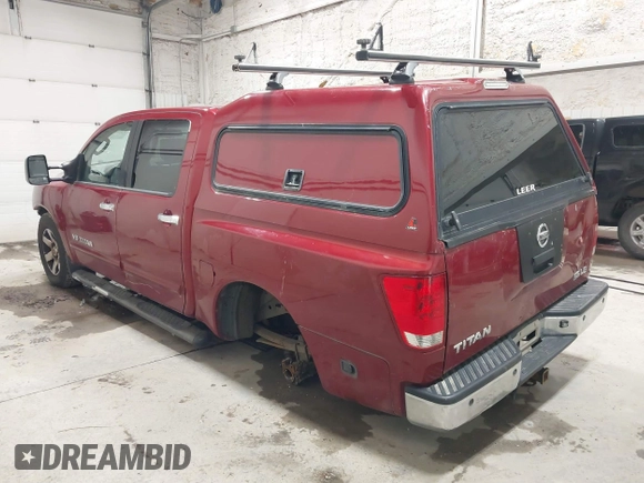 2007 Nissan Titan XE z VIN 1N6AA07B47N240963, wystawiony jako IAAI lot #42250635 z przebiegiem 117 178 mil mil oraz . Historia ofert i sprzedaży dostępna na DreamBid. Obrazek 3.