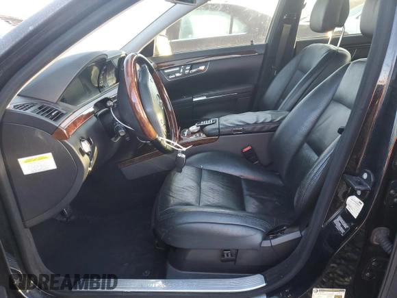 2010 Mercedes-Benz S 400 with VIN WDDNG9FB8AA305648, listed as a Copart auction lot 87004294 with 135,981 mi miles and Clean Title. Bid and sale history available at DreamBid. Image 7.