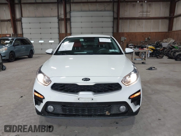 2020 Kia Forte LXS z VIN 3KPF24AD0LE255174, wystawiony jako IAAI lot #42273738 z przebiegiem 72 237 mil mil oraz . Historia ofert i sprzedaży dostępna na DreamBid. Obrazek 13.