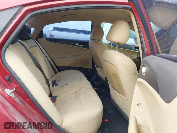2013 Hyundai Sonata GLS z VIN 5NPEB4AC4DH715565, wystawiony jako IAAI lot #41737310 z przebiegiem 176 665 mil mil oraz . Historia ofert i sprzedaży dostępna na DreamBid. Obrazek 8.