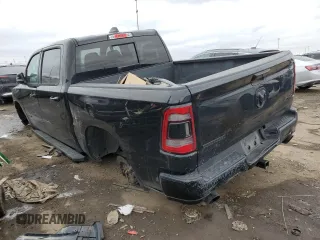 2021 Ram 1500 Big Horn z VIN 1C6SRFFT7MN620430, wystawiony jako Copart lot #43714715 z przebiegiem 111 680 mil mil oraz Szkoda całkowita • Salvage title. Historia ofert i sprzedaży dostępna na DreamBid. Obrazek 2.