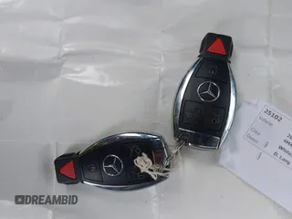 2018 Mercedes-Benz C 300 с VIN WDDWJ4KB5JF729208, выставлен на аукционе IAAI как лот 41937993 с пробегом 65 037 миль миль и . История ставок и продаж доступна на DreamBid. Изображение 11.