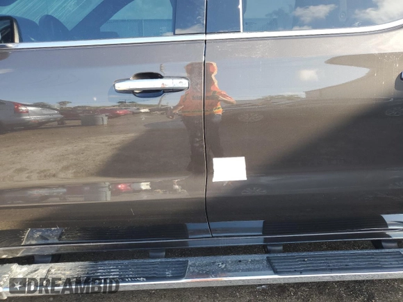 2021 Chevrolet Silverado 1500 High Country with VIN 3GCUYHETXMG296318, listed as a Copart auction lot 73781344 with 45,571 mi miles and Non Repairable. Bid and sale history available at carsss.com. Image 12.
