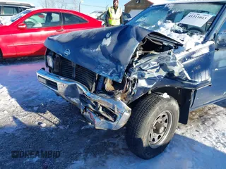 1993 Nissan Hardbody z VIN 1N6HD16S9PC395940, wystawiony jako IAAI lot #41311013 z przebiegiem 170 001 mil mil oraz . Historia ofert i sprzedaży dostępna na DreamBid. Obrazek 6.