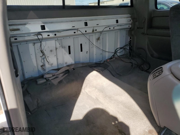 1999 Chevrolet Silverado 1500 LS with VIN 2GCEC19T7X1193973, listed as a Copart auction lot 49701125 with 276,641 mi miles and Salvage Title. Bid and sale history available at carsss.com. Image 10.