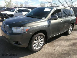 2008 Toyota Highlander Hybrid Limited with VIN JTEEW44A382021418, listed as a IAAI auction lot 41939960 with 408,806 mi miles. Bid and sale history available at carsss.com. Image 2.