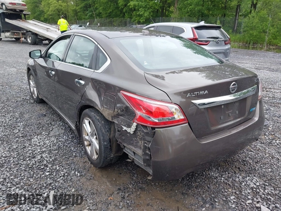 2013 Nissan Altima SL with VIN 1N4AL3AP0DC188652, listed as a IAAI auction lot 42497950 with 154,316 mi miles and . Bid and sale history available at DreamBid. Image 6.