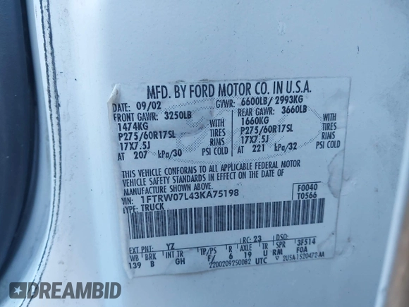 2003 Ford F-150 XLT with VIN 1FTRW07L43KA75198, listed as a IAAI auction lot 40932979 with Not Provided miles. Bid and sale history available at carsss.com. Image 9.