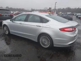 2013 Ford Fusion SE with VIN 3FA6P0HR4DR311449, listed as a IAAI auction lot 41860217 with 178,732 mi miles. Bid and sale history available at carsss.com. Image 3.