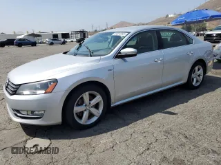 2015 Volkswagen Passat Wolfsburg Edition with VIN 1VWAS7A3XFC122403, listed as a Copart auction lot 59054855 with 157,456 mi miles and Clean title. Bid and sale history available at DreamBid. Image 1.