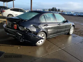 2005 BMW 3 Series 325i with VIN WBAAZ334X5KP92841, listed as a Copart auction lot 84638894 with Not provided miles and Salvage title. Bid and sale history available at DreamBid. Image 3.