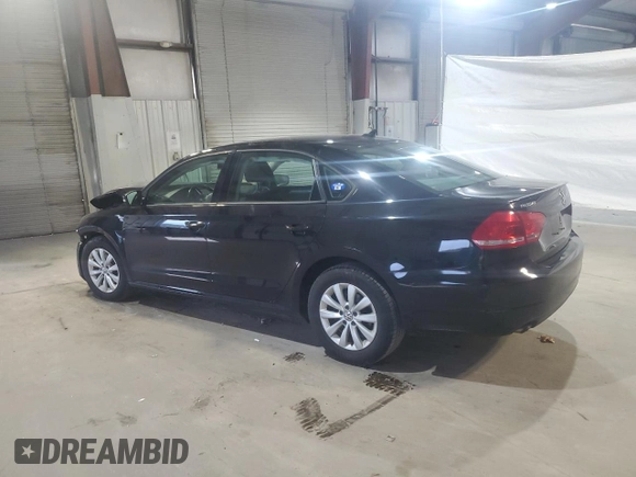 2014 Volkswagen Passat Wolfsburg Edition z VIN 1VWAT7A36EC081263, wystawiony jako Copart lot #52681045 z przebiegiem 114 333 mil mil oraz Czysty tytuł • Clean title. Historia ofert i sprzedaży dostępna na DreamBid. Obrazek 2.