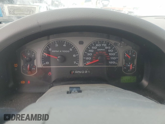 2008 Ford F-150 XLT with VIN 1FTPX14518FA54762, listed as a Copart auction lot 48079785 with 147,391 mi miles and Clean Title. Bid and sale history available at carsss.com. Image 9.
