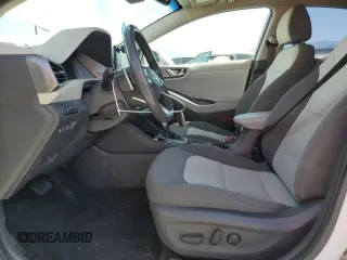 2020 Hyundai Ioniq SEL с VIN KMHC85LC6LU194647, выставлен на аукционе Copart как лот 87038704 с пробегом 76 655 миль миль и Списание • Salvage title. История ставок и продаж доступна на DreamBid. Изображение 7.