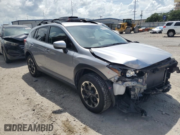 2023 Subaru Crosstrek Premium with VIN JF2GTAPC8P8277908, listed as a Copart auction lot 60709815 with 38,987 mi miles and Salvage title. Bid and sale history available at DreamBid. Image 4.
