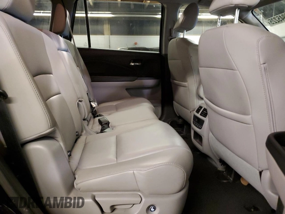 2016 Honda Pilot EX-L with VIN 5FNYF6H72GB048648, listed as a Copart auction lot 45945225 with 116,737 mi miles and Salvage Title. Bid and sale history available at carsss.com. Image 12.