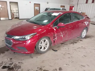 2018 Chevrolet Cruze LT with VIN 1G1BE5SM8J7103790, listed as a IAAI auction lot 41387484 with NaN miles. Bid and sale history available at carsss.com. Image 17.