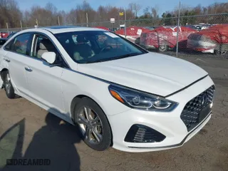 2019 Hyundai Sonata Sport with VIN 5NPE34AF0KH737194, listed as a IAAI auction lot 41898277 with 72,142 mi miles. Bid and sale history available at carsss.com. Image 1.