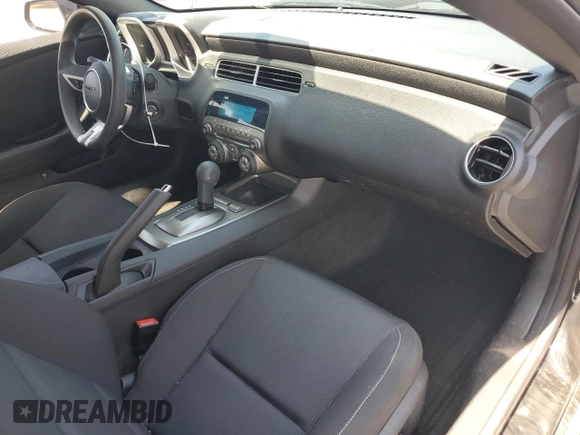 2011 Chevrolet Camaro 1LT с VIN 2G1FB1ED2B9173722, выставлен на аукционе Copart как лот 60755595 с пробегом 115 638 миль миль и Списание • Salvage title. История ставок и продаж доступна на DreamBid. Изображение 8.