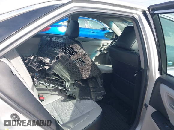 2017 Toyota Camry XLE with VIN 4T1BF1FK1HU783044, listed as a IAAI auction lot 42006364 with 82,564 mi miles. Bid and sale history available at carsss.com. Image 8.