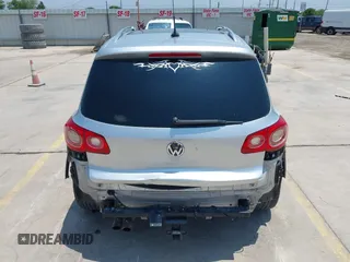 2010 Volkswagen Tiguan S with VIN WVGAV7AX6AW510843, listed as a IAAI auction lot 42345658 with 126,313 mi miles and . Bid and sale history available at DreamBid. Image 17.
