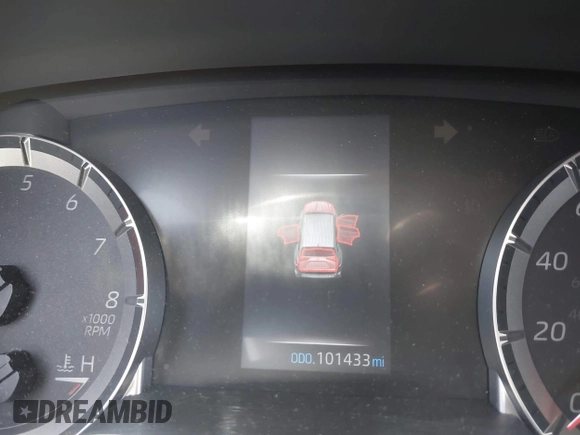 2021 Toyota Highlander L with VIN 5TDZZRAH7MS072385, listed as a IAAI auction lot 42281326 with 101,433 mi miles and . Bid and sale history available at DreamBid. Image 16.