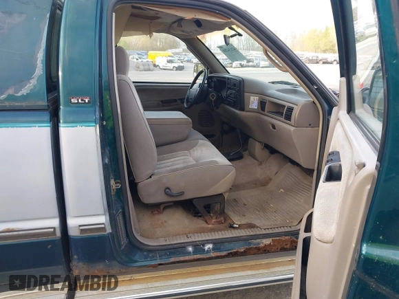 1994 Dodge 1500 with VIN 1B7HF16Y7RS564203, listed as a IAAI auction lot 42134210 with 224,565 mi miles and . Bid and sale history available at DreamBid. Image 5.