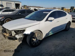 2015 Kia Cadenza Premium with VIN KNALN4D77F5173374, listed as a Copart auction lot 89330105 with 90,864 mi miles and Salvage Title. Bid and sale history available at carsss.com. Image 1.