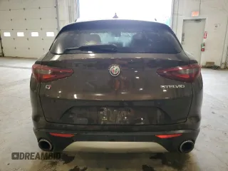 2019 Alfa Romeo Stelvio Ti z VIN ZASPAKBN3K7C29998, wystawiony jako Copart lot #54129185 z przebiegiem Nie podano mil oraz Szkoda całkowita • Salvage title. Historia ofert i sprzedaży dostępna na DreamBid. Obrazek 6.