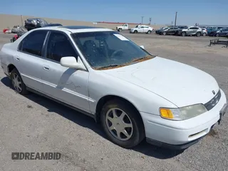 1995 Honda Accord EX с VIN 1HGCD5565SA042044, выставлен на аукционе IAAI как лот 42433765 с пробегом 255 906 миль миль и . История ставок и продаж доступна на DreamBid. Изображение 1.